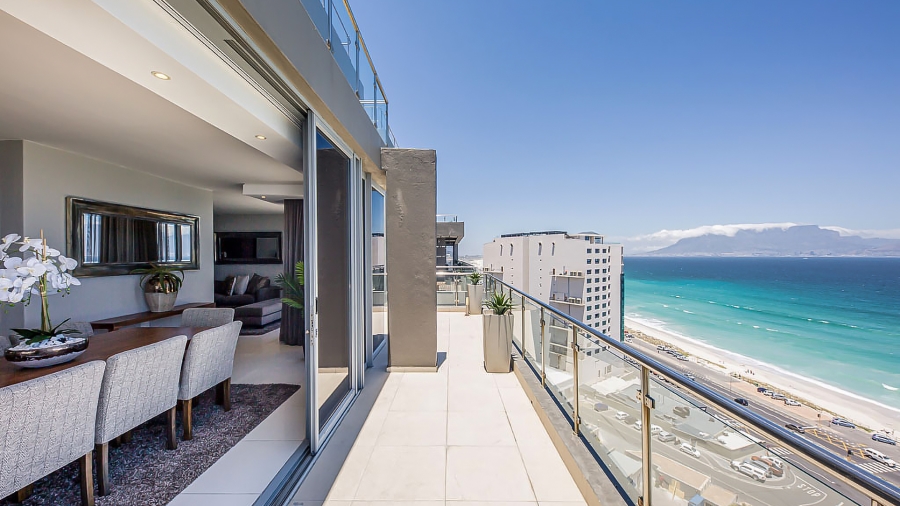 2 Bedroom Property for Sale in Bloubergstrand Western Cape